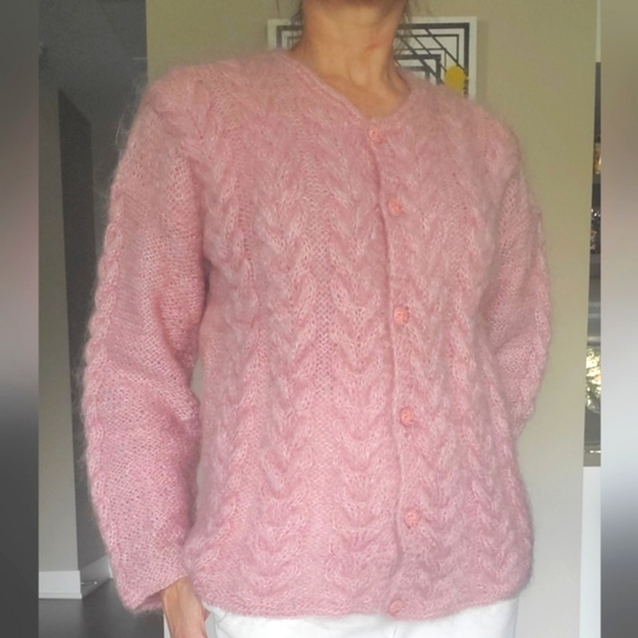 ๐ 3X HOST PICK ๐ Handmade Pink Knitted Sweater - Picture 4 of 11